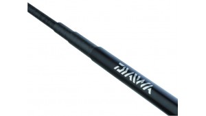 Daiwa 25 Landing Net Pole Tele: Manico Guadino Carbonio Incrociato.